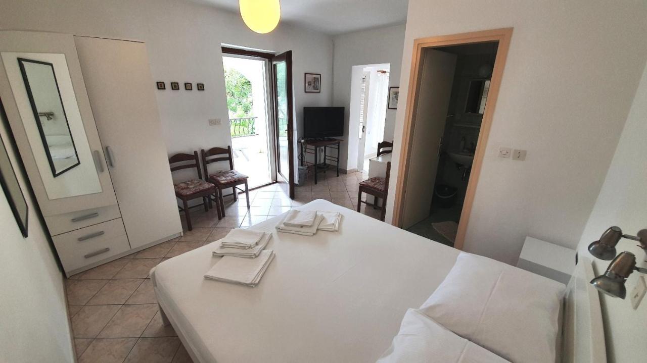 Apartments Dora Banjol المظهر الخارجي الصورة