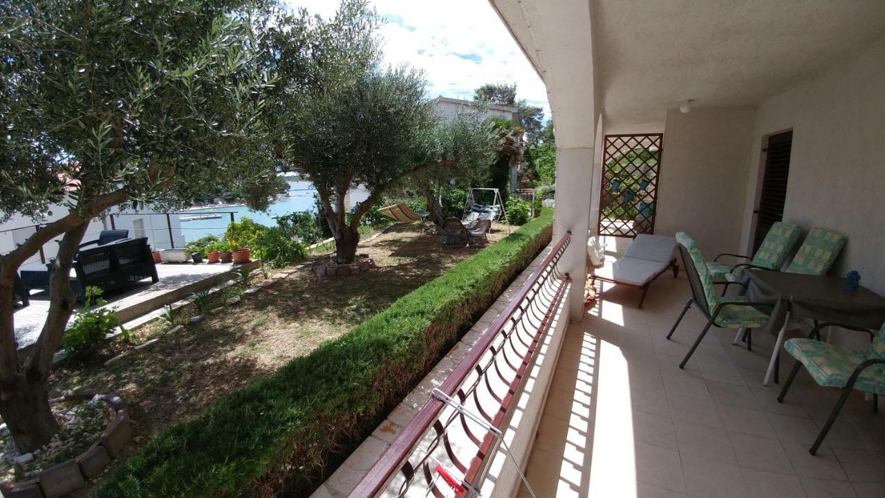 Apartments Dora Banjol المظهر الخارجي الصورة
